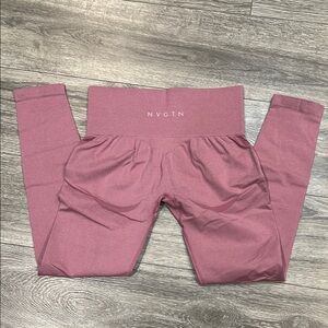 NVGTN Pastel Pink Contour Seamless Leggings Large
